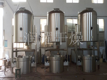 高效沸（fèi）騰幹燥機（jī）製作（zuò）中